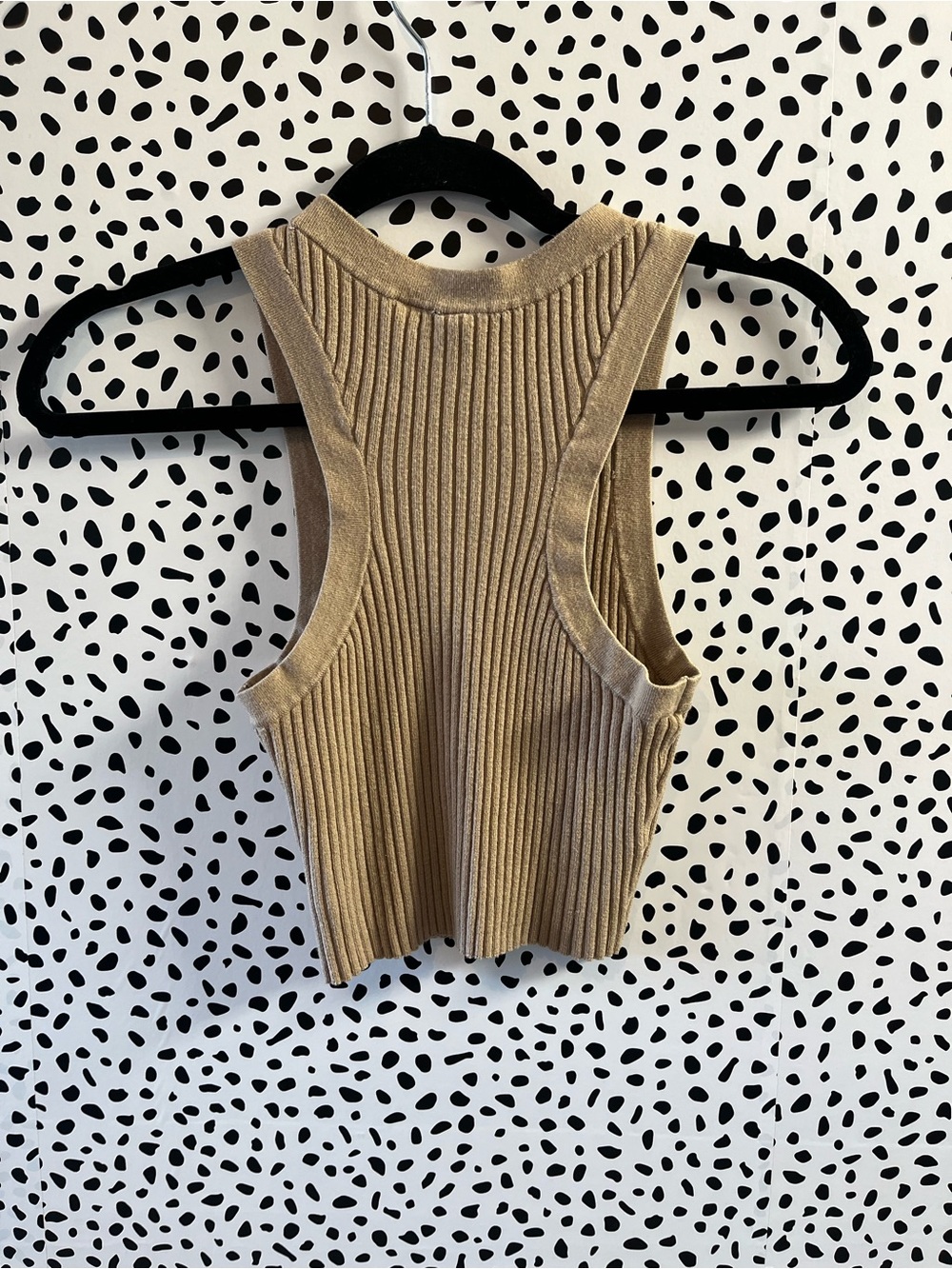 Divided Beige Ribbed Crop Tank - Picture 7 of 7